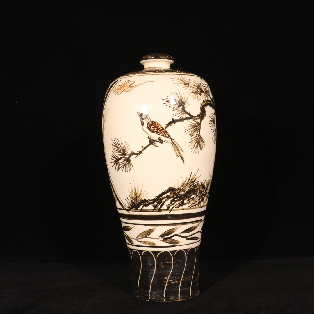 吉州窯色絵梅瓶 陶磁器 現代工芸品 美術品 装飾品 置物 清雍正蒔金琺瑯彩花鳥花口瓶 景徳鎮 陶磁器 装飾品 現代工芸品