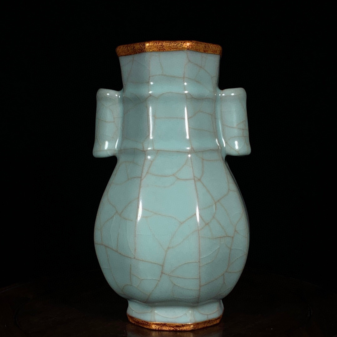 宋・古陶瓷品・官窯・汝瓷・希少珍品・置物・賞物・中国時代美術 宋・古陶瓷品・官窯・包口・八方・貫耳瓶』極細工 置物古賞物