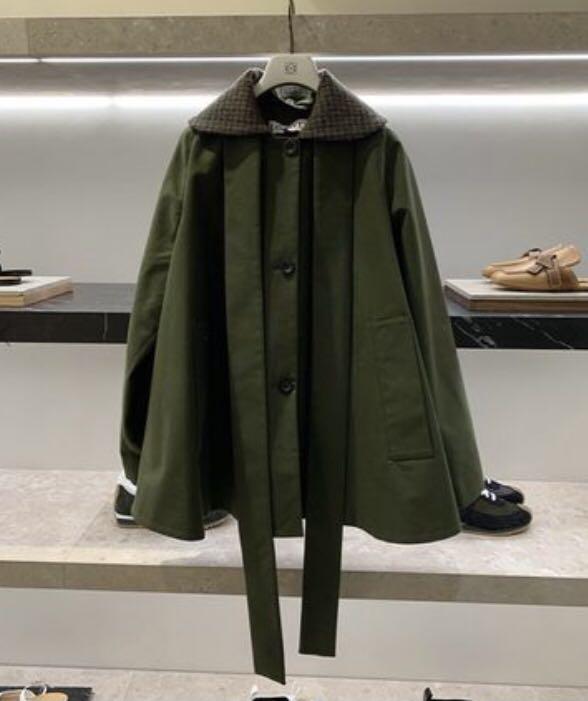 LOEWE ロエベ コート ポンチョ （高くても購入して大正解な