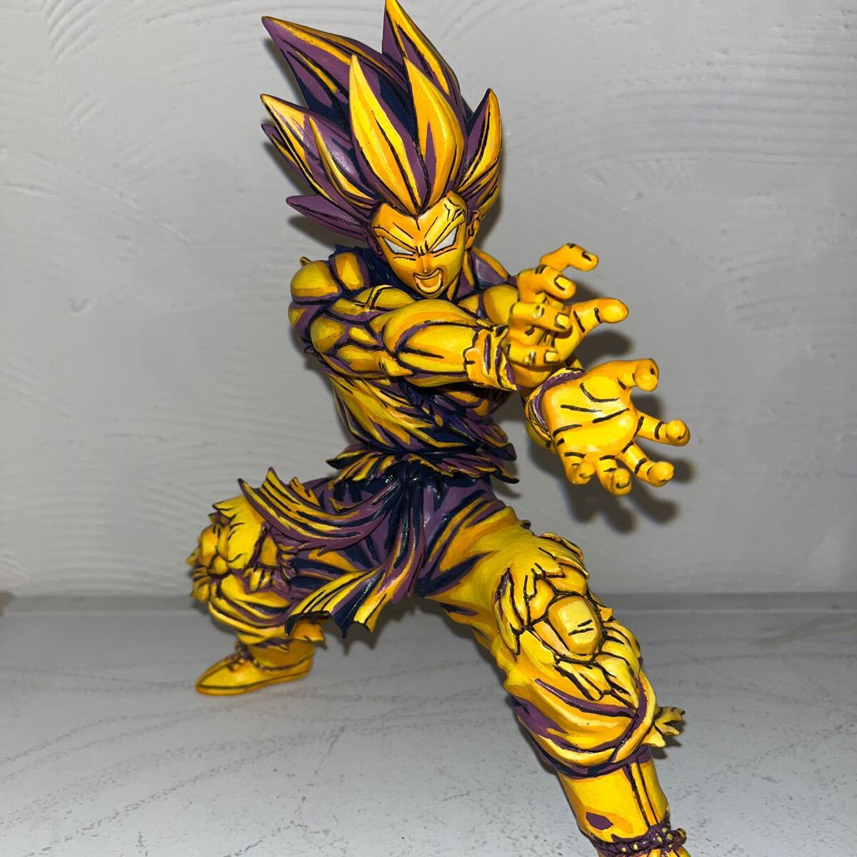 ドラゴンボール 孫悟空 スーパーサイヤ人 フィギュア リペイント 2次元彩色 ドラゴンボール 超像Art 孫悟空 二次元彩色リペイント完成です