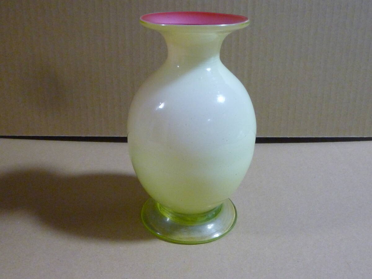 珍品 ウランガラス 氷コップ ガラス瓶 ガラス 花瓶 電笠 （富