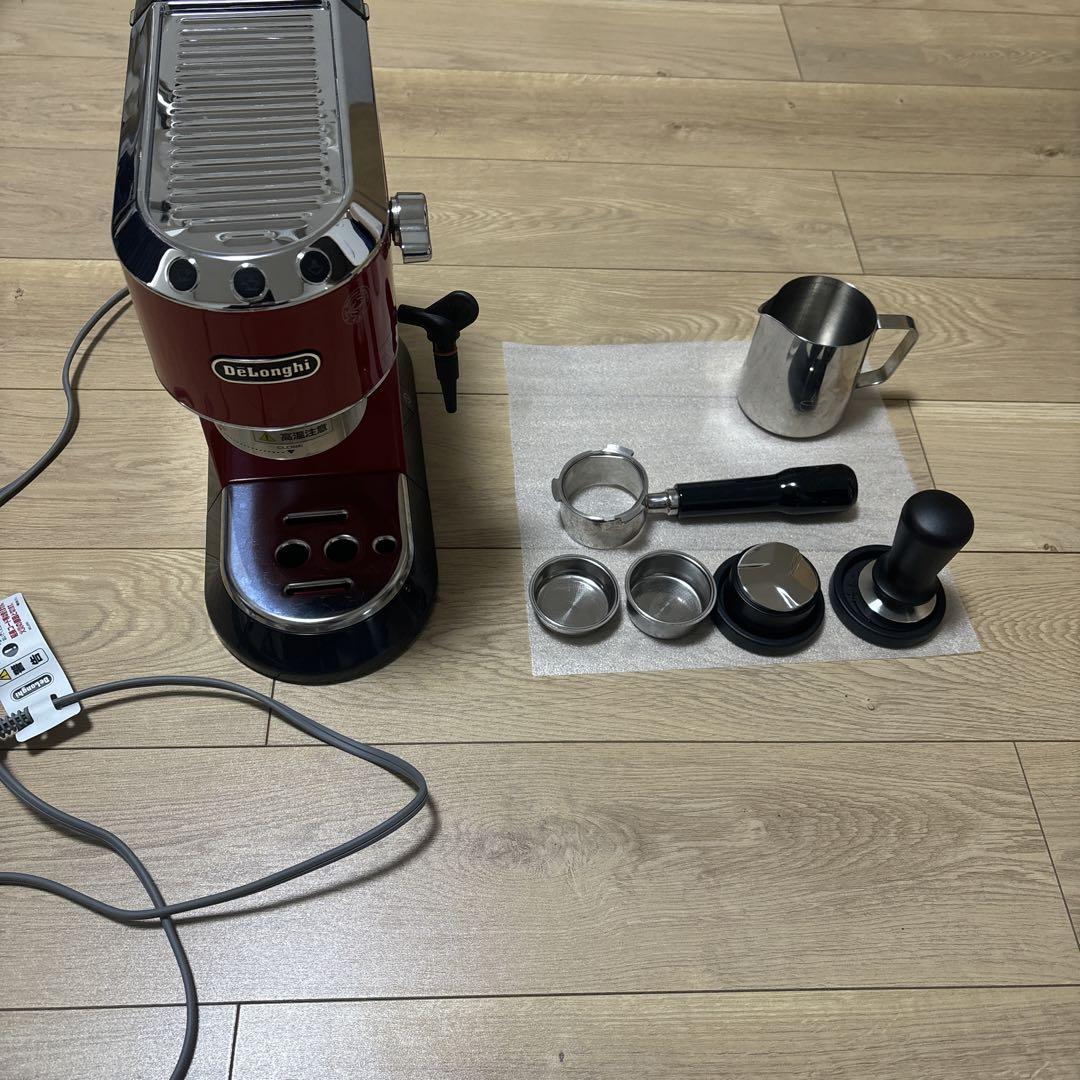 デロンギ　デディカ　 EC680R RED 美品 Amazon | デロンギ (DeLonghi) エスプレッソ・カプチーノ