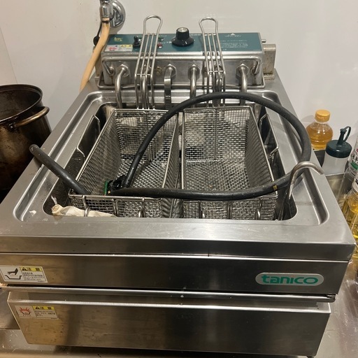 ツナサラダ業務用フライヤー PRO-9FLT200-H 2800W 業務用フライヤー PRO-9FLT200-H 2800W