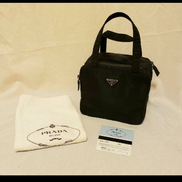 PRADA ビンテージ　ブラックナイロンバッグ PRADA】プラダ ショルダーバッグ ナイロン×レザー レディース