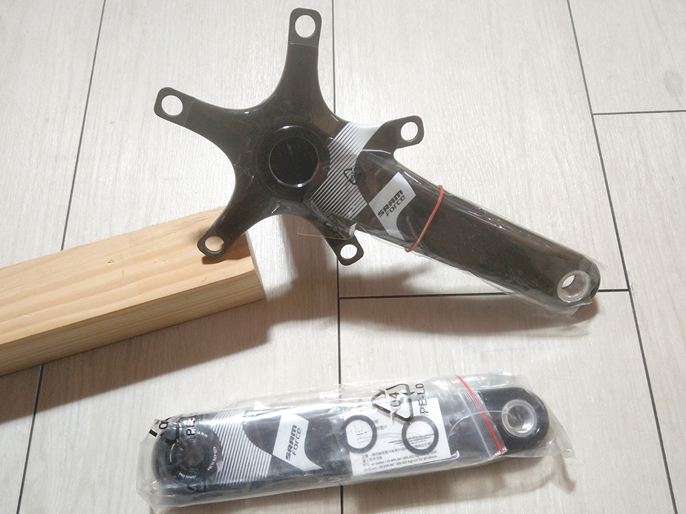 SRAM クランクセット force BB30 177.5 46-36 Amazon | SRAM Force 22 エクソグラムクランクセット 170mm 11速
