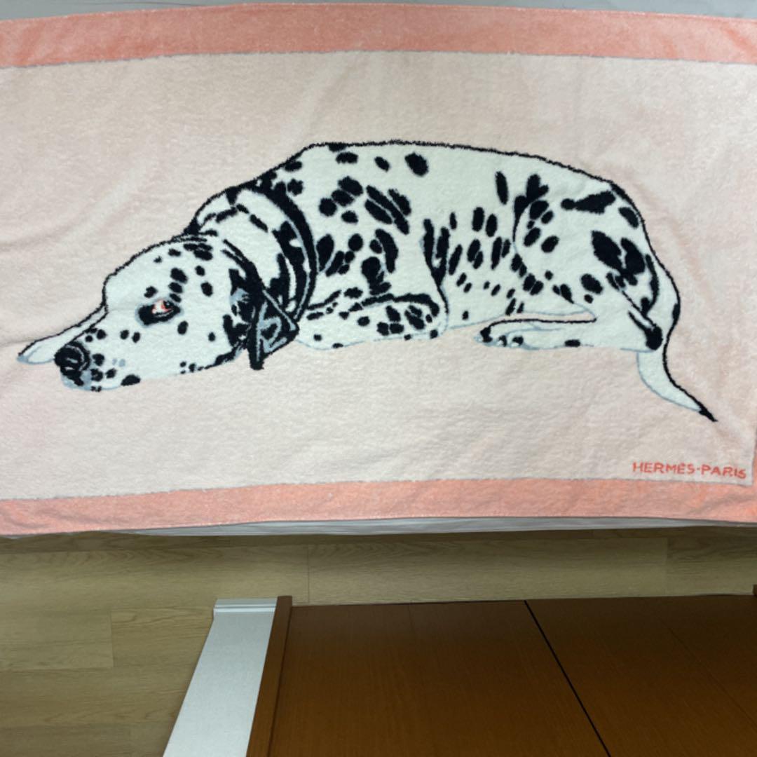 【みのちん】エルメス　ビーチタオル　豹の顔　日の出 みのちん様専用】エルメス ビーチタオル 豹の顔 日の出