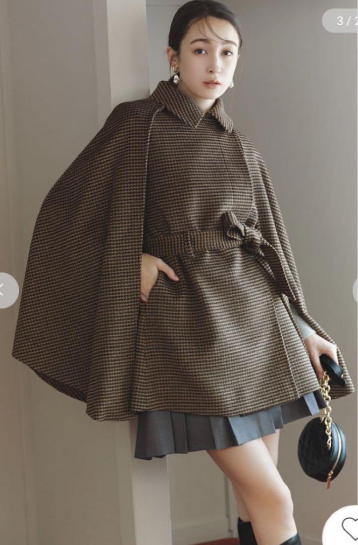 超美品】LILY BROWN（リリー ブラウン） 2wayケープコート（2way