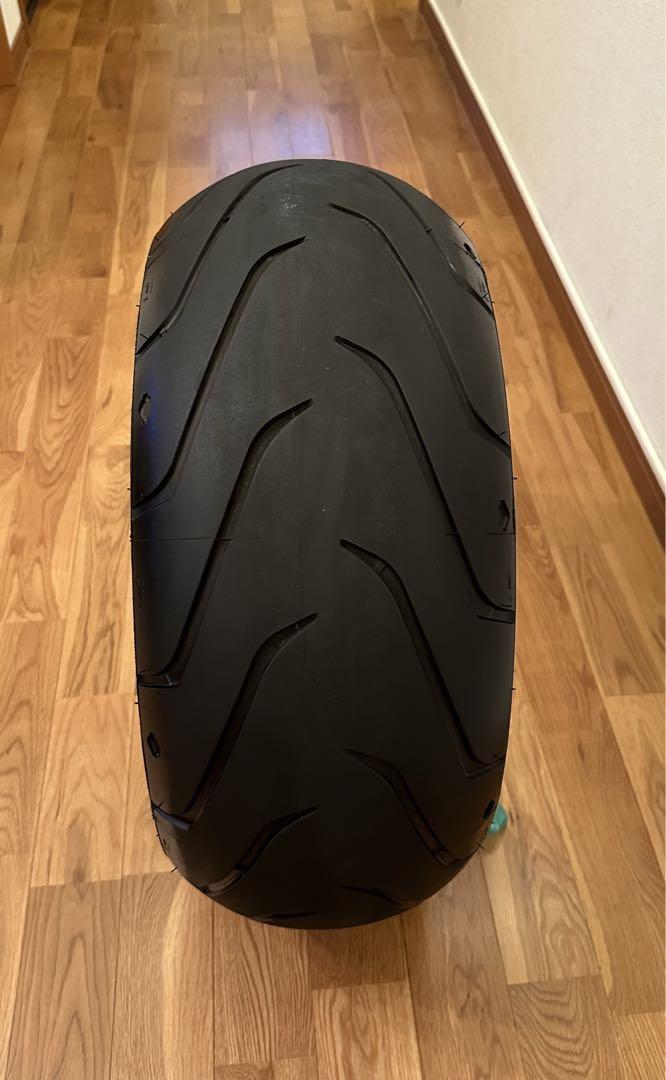 ハーレーブレイクアウト　ミシュラン 240/40R18 Michelin Scorcher Tire Series - 240/40R18 Blackwall - 18 in