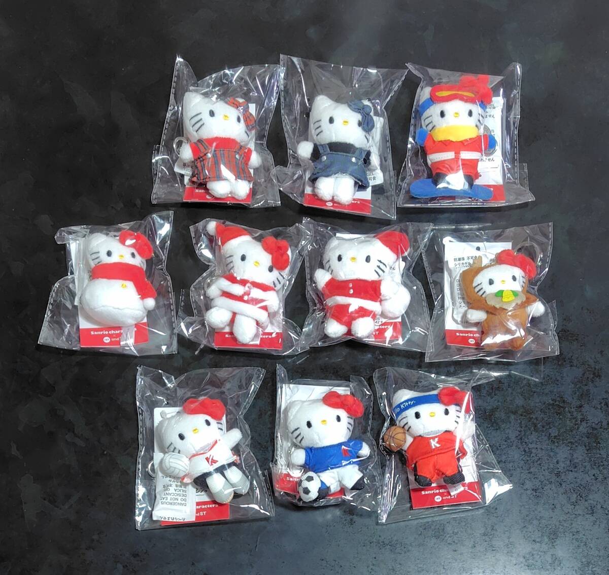 ハローキティぬいぐるみトイキーホルダー10点セットローリーズ