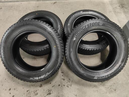 225/65R17 BLIZZAK DM-V3 SUV専用スタッドレス バリ溝（【2024年