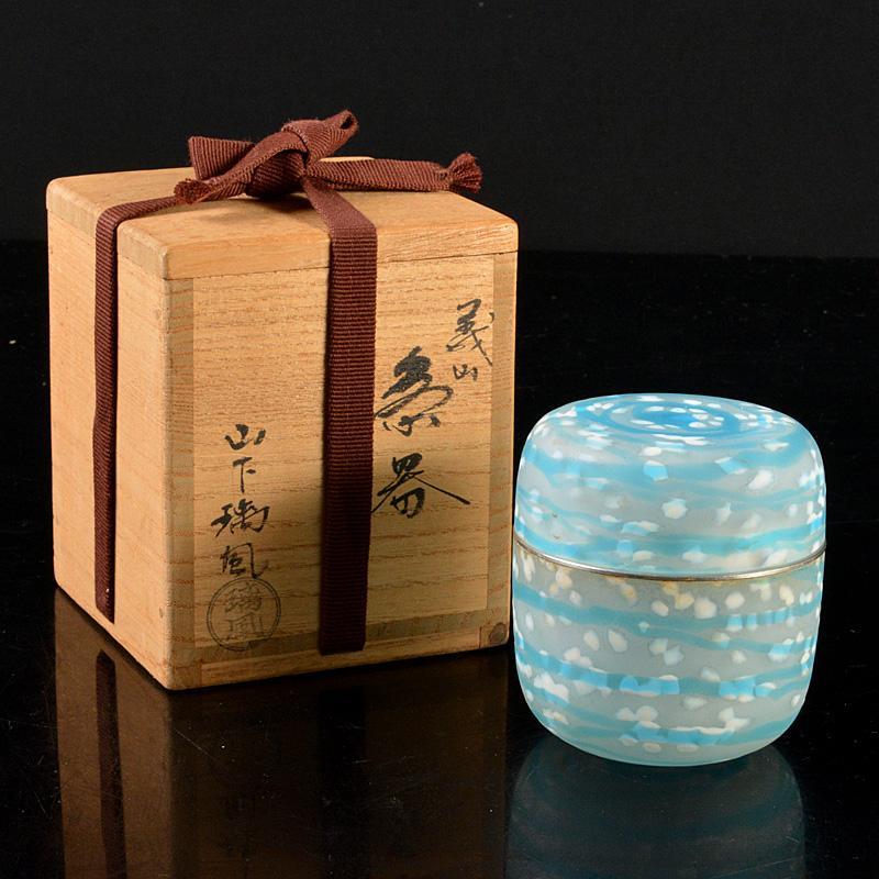 茶道具　義山茶器　山下璃風作　ギヤマン　ガラス　棗　共箱　V　5724 茶道具 義山茶器 山下璃風作 ギヤマン ガラス 棗 共箱 V 5724