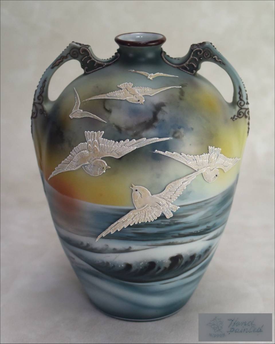 明治期里帰りノリタケM-JAPAN印 HANDPAINTED 湖夕焼け風景花瓶 明治期里帰りノリタケM-JAPAN印 HANDPAINTED 湖夕焼け風景花瓶