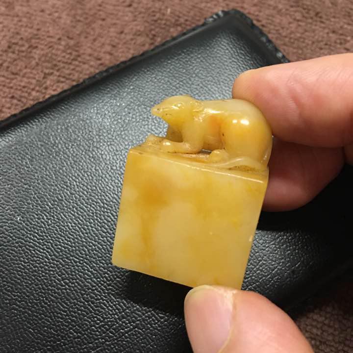 egg　田黄石　蘿蔔紋　古印材　仙人道人山水図彫り　篆刻(B-59) egg 田黄石 蘿蔔紋 古印材 仙人道人山水図彫り 篆刻(B-59)
