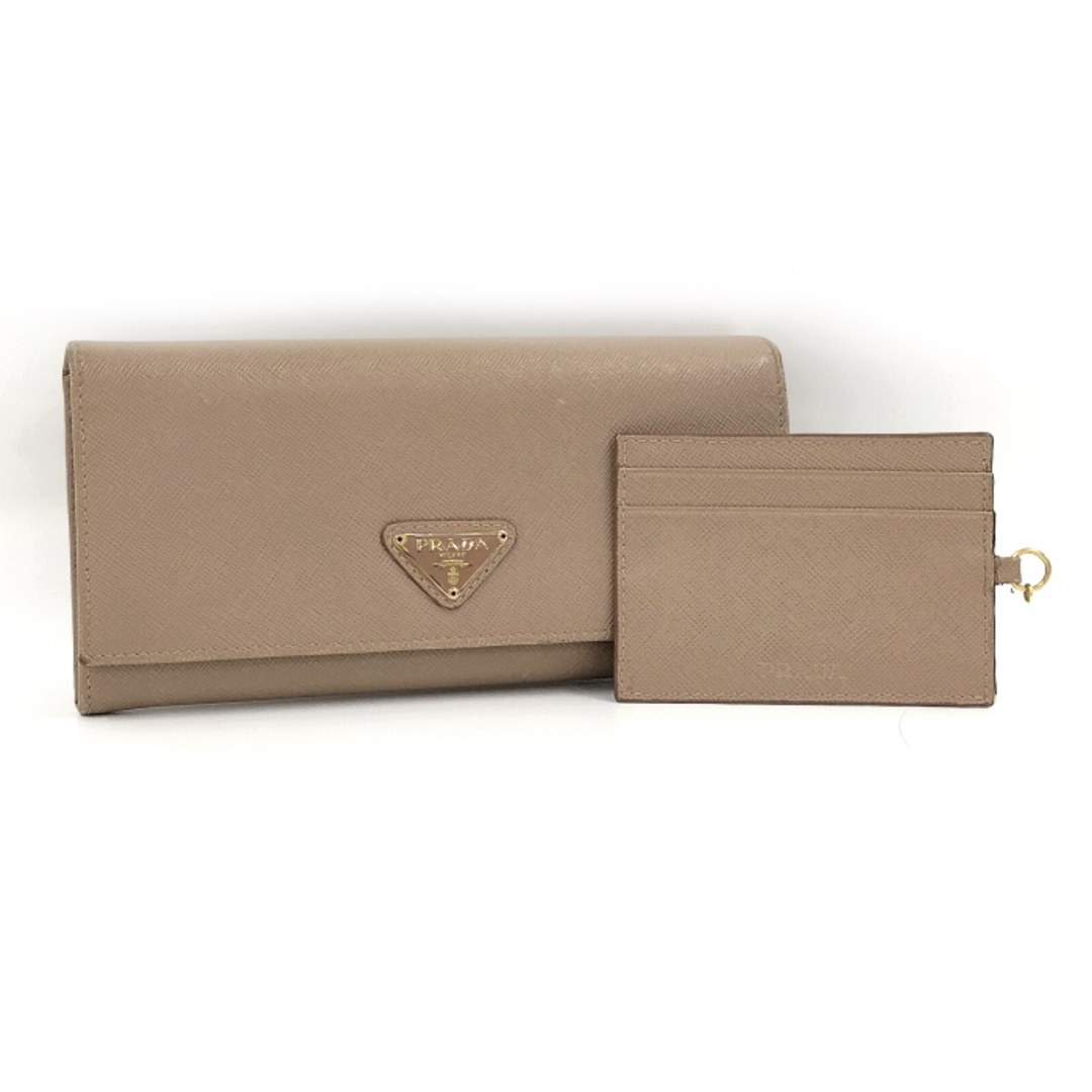 美品✨　PRADA プラダ　サフィアーノ　長財布 　ベージュ色　パスケース付 PRADA 二つ折り長財布 ロゴ パスケース付き サフィアーノ レザー