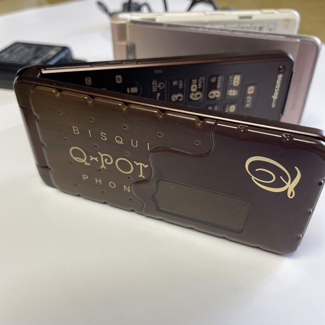 ドコモ　携帯電話　Q-POT SH04C ビスケット　ガラケー 希少 ドコモ 携帯電話 ガラケー SH-04C ビスケット Q-pot