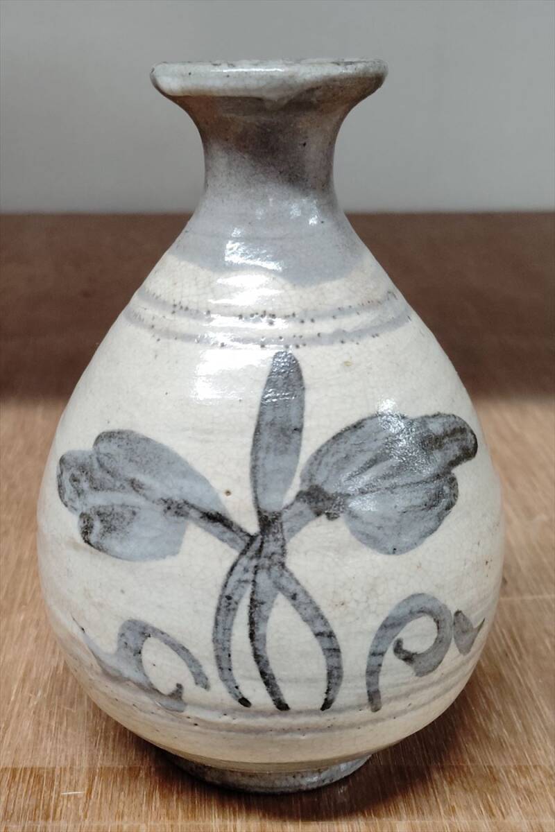 高麗時代　青磁花瓶　朝鮮 韓国 高麗　花器 骨董美術品 古美術 時代品 古玩 楽天市場】朝鮮古美術○絵高麗梅瓶○絵高麗 / 粉青 | 発掘品