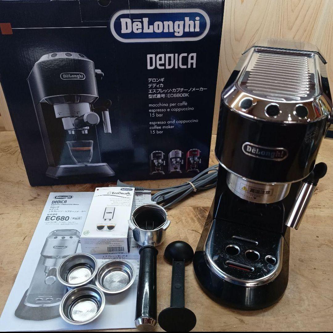 デロンギ　デディカ　DeLonghi EC680BK BLACK　カフェポッド付 デロンギ デディカ EC680BK [ブラック] 価格比較 - 価格.com
