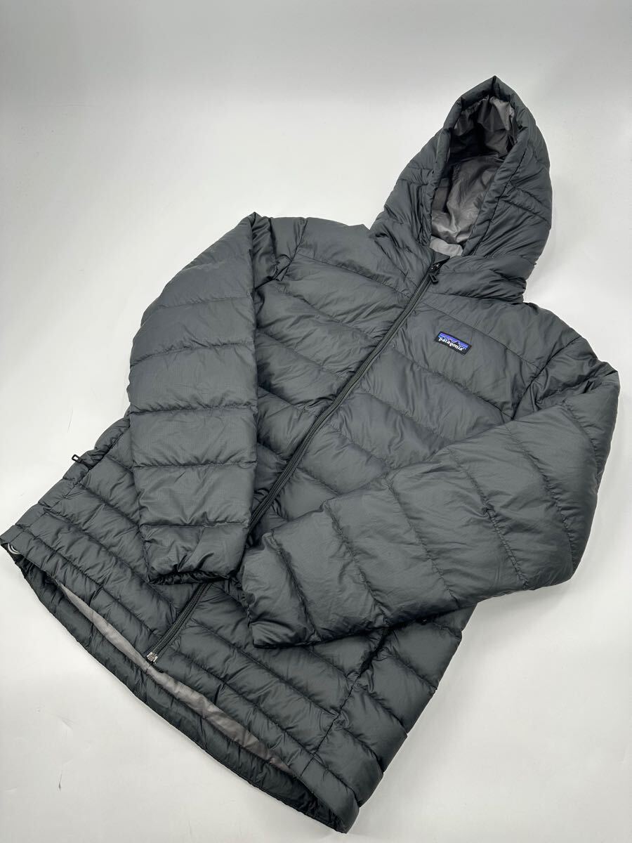 希少/美品/patagonia/ハイロフト ダウンフーディー/チャコール/S