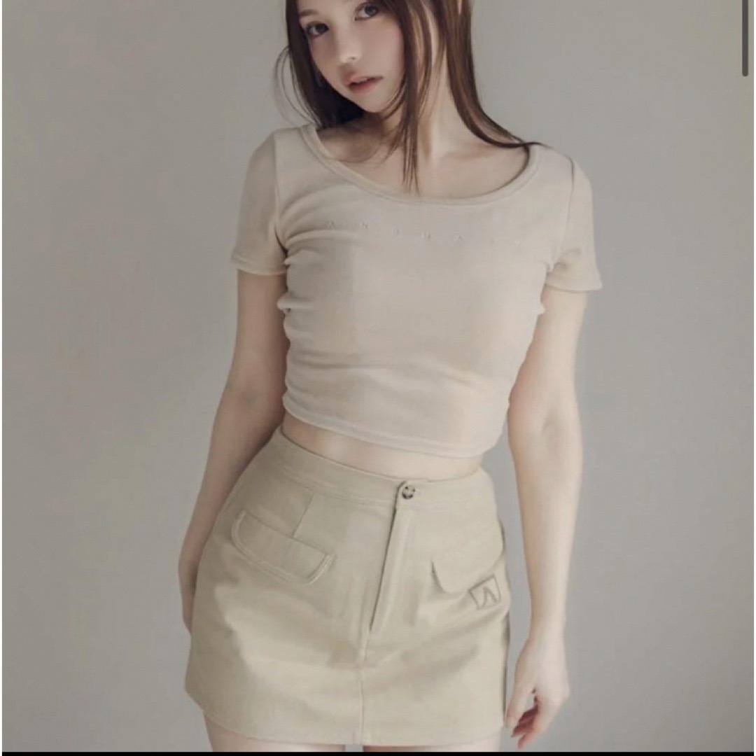 ANDMARY Jane logo mini skirt S（14 Ways to Wear Mary Janes）