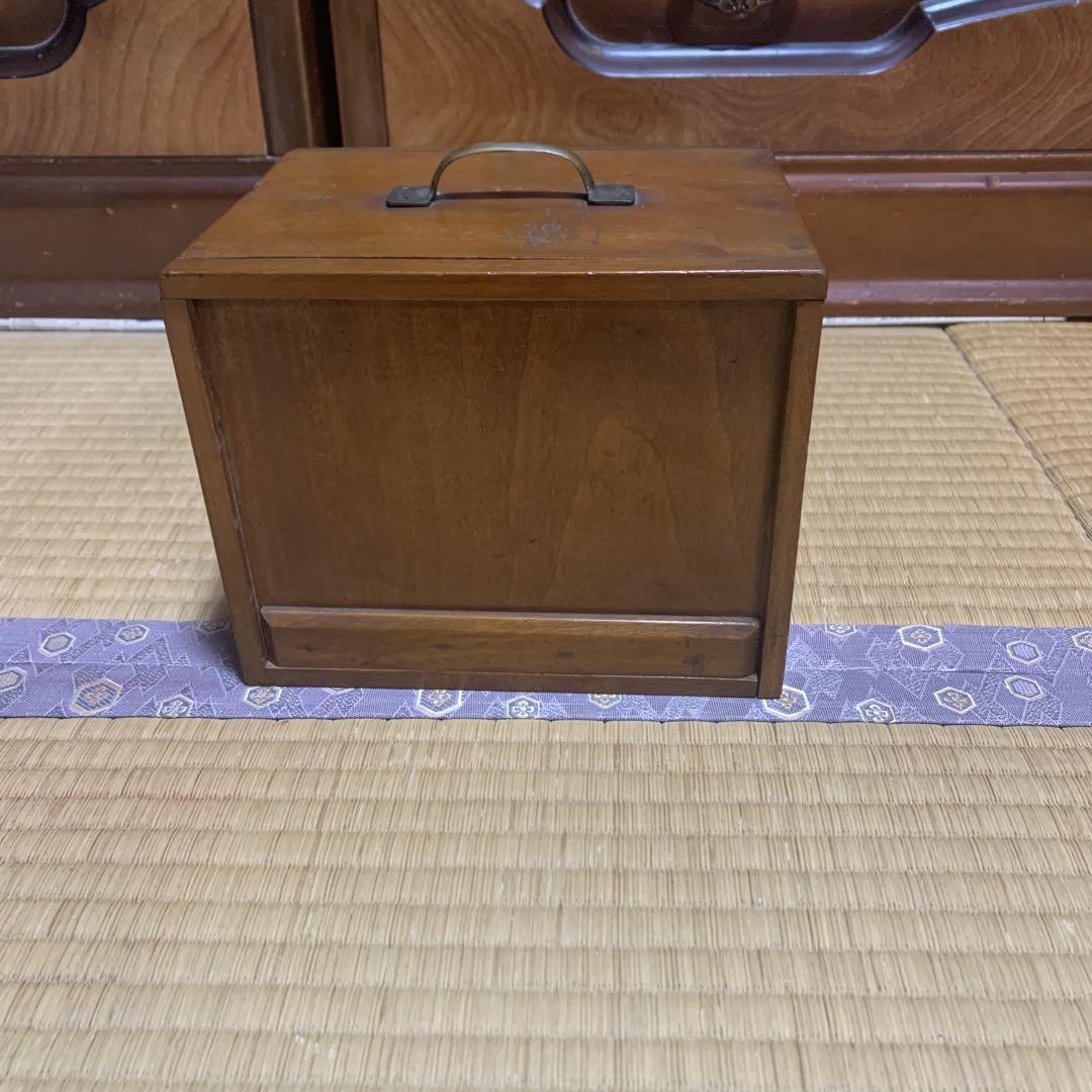 【珍品】 麻雀牌 骨董品 アンティーク 木箱 時代物 骨董 麻雀牌 骨牌 木箱 中国美術 時代物 昭和 レトロ アンティーク