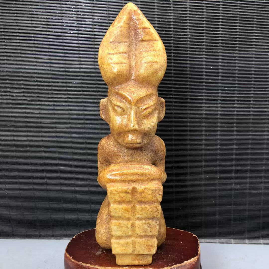 旧蔵　紅山文化 時代物　吉祥神獸 高古玉 お守り　縁起物　アンティーク 珍品旧蔵* 清代 紅山文化 隕石兵器 純手作り彫刻 極細工 中國