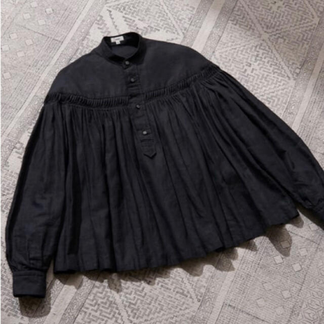 Scye - 試着のみ　scye リネン　タック　ブラウス Scye （サイ）のリネンタックブラウス」別注カラー入荷！ | LEE