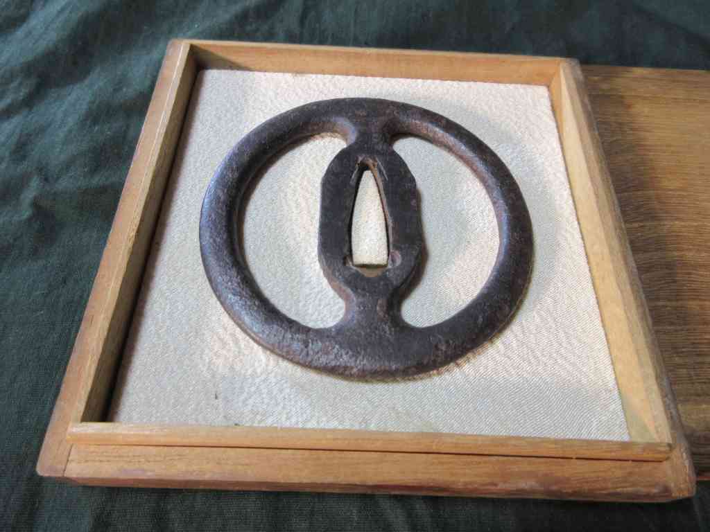 宮本武蔵作 「左右海鼠透図鍔」複製　美品 宮本武蔵作 「左右海鼠透図鍔」複製 美品 - メルカリ