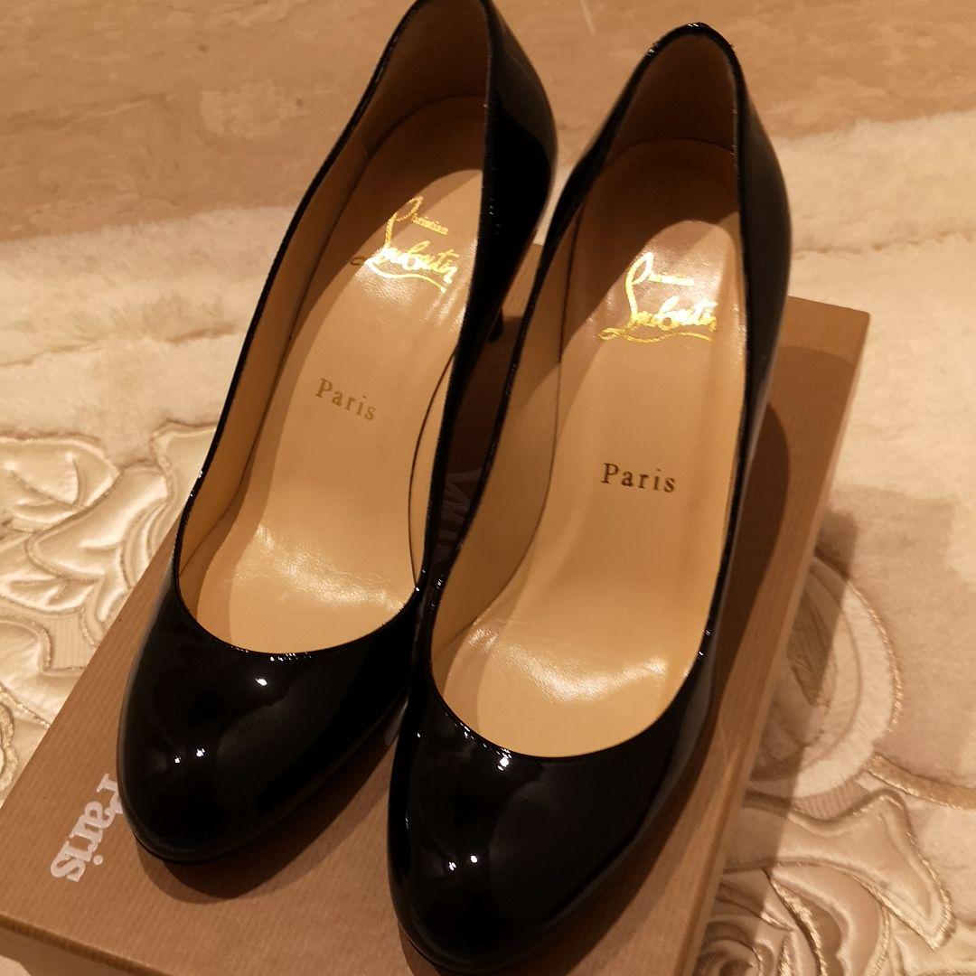 ルブタン エナメル パンプス ブラック Christian Louboutin