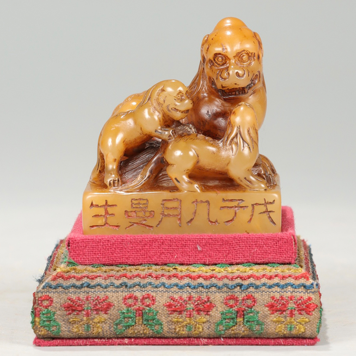 ◇御泓軒◇『清朝時代 寿山石彫 瑞獣鈕印章 曼生作・箱付』極細