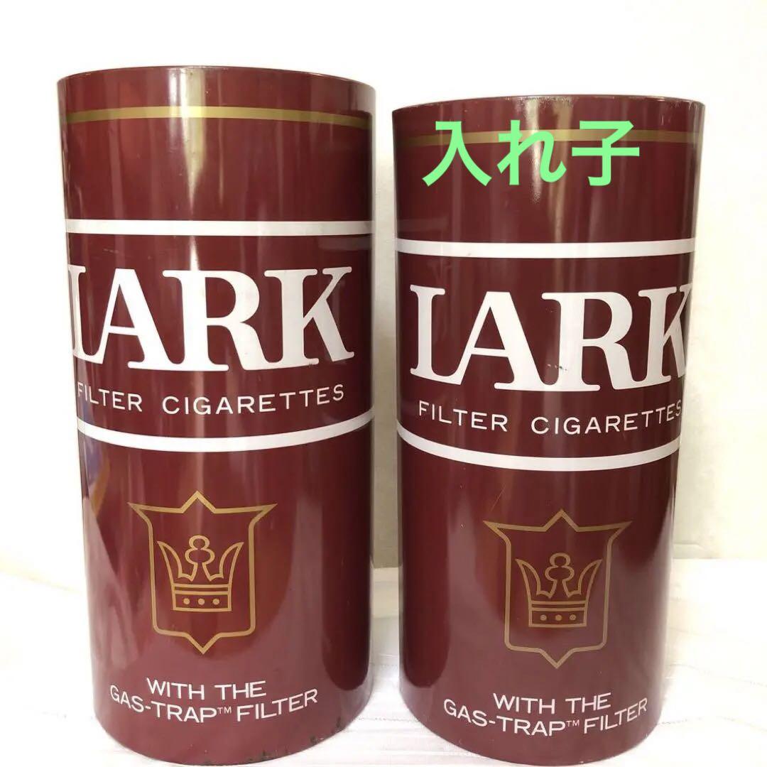 昭和レトロ　赤ラーク LARK スチール缶 ゴミ箱 タバコ ブリキ 2個セット 赤ラーク LARK スチール缶 ゴミ箱 タバコ ブリキ 美品 昭和