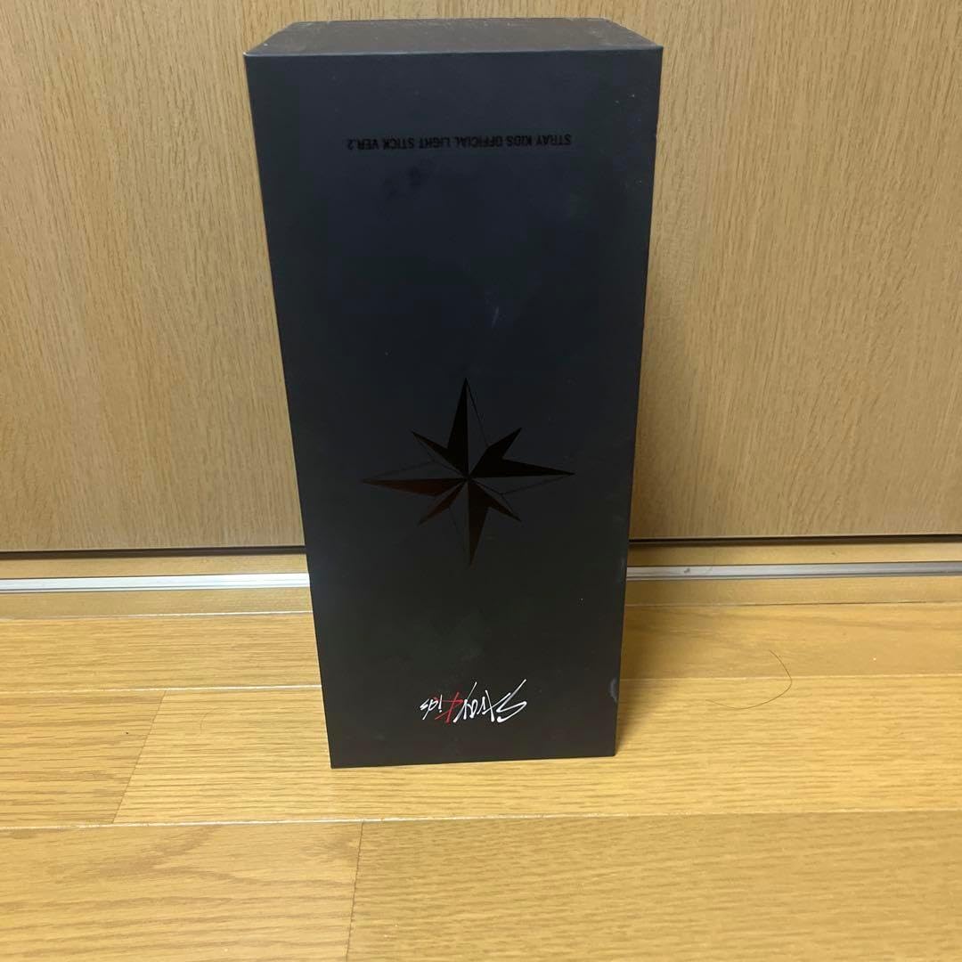 Stray kids ペンライト　ver.2 スキズ Stray Kids OFFICIAL LIGHT STICK VER.2 – JYP JAPAN ONLINE STORE