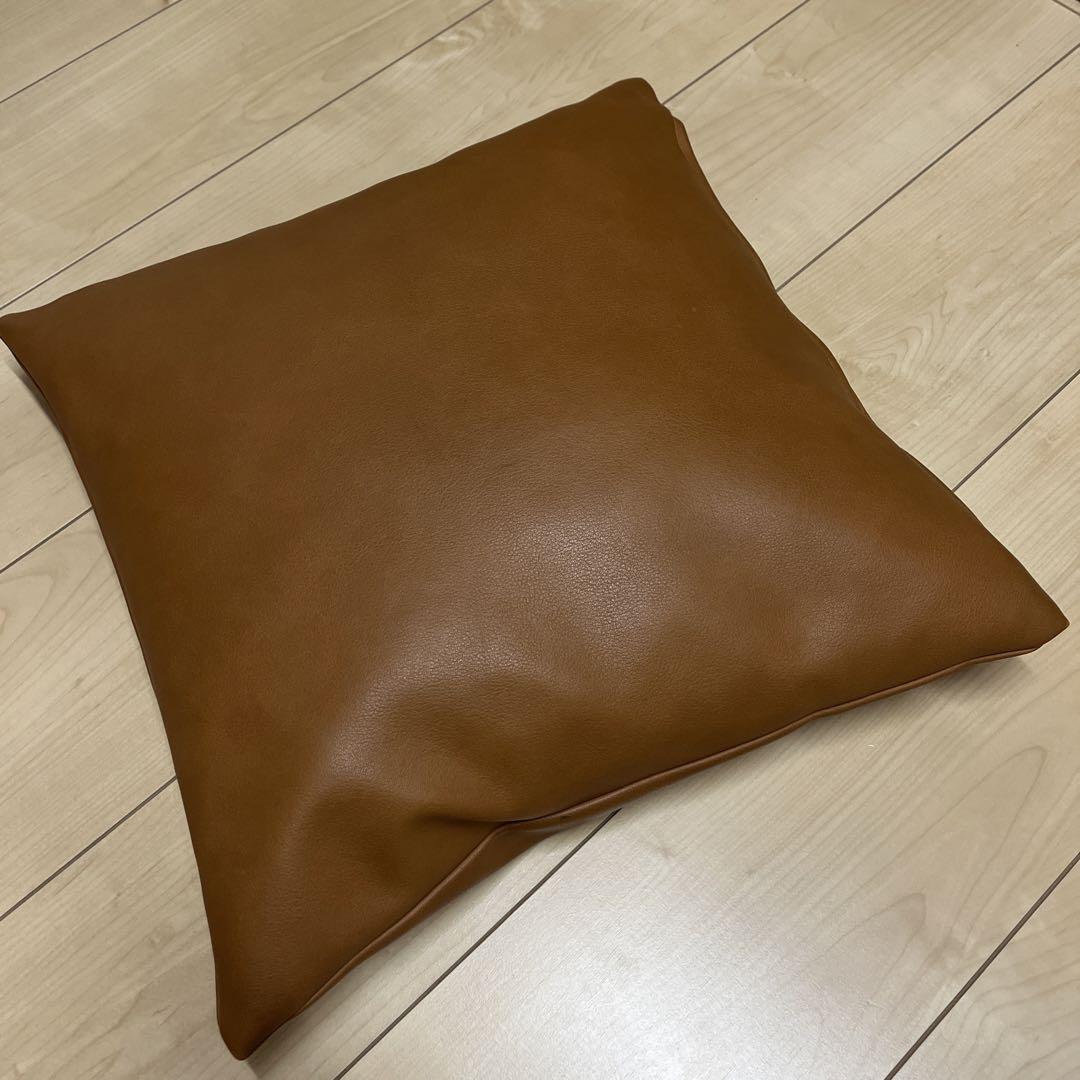 【利益還元祭】開催中！今年最後の大セール カッシーナ 2 ソファ付属品 ベンチ ブラウン レザー クッション その他