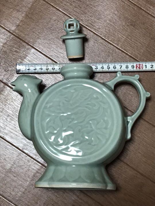 古代　高麗青磁　壺　最大幅約14㎝　東Y7-0514⭐︎2F 古代 高麗青磁 壺 最大幅約14㎝ 東Y7-0514⭐︎2F 美術品・