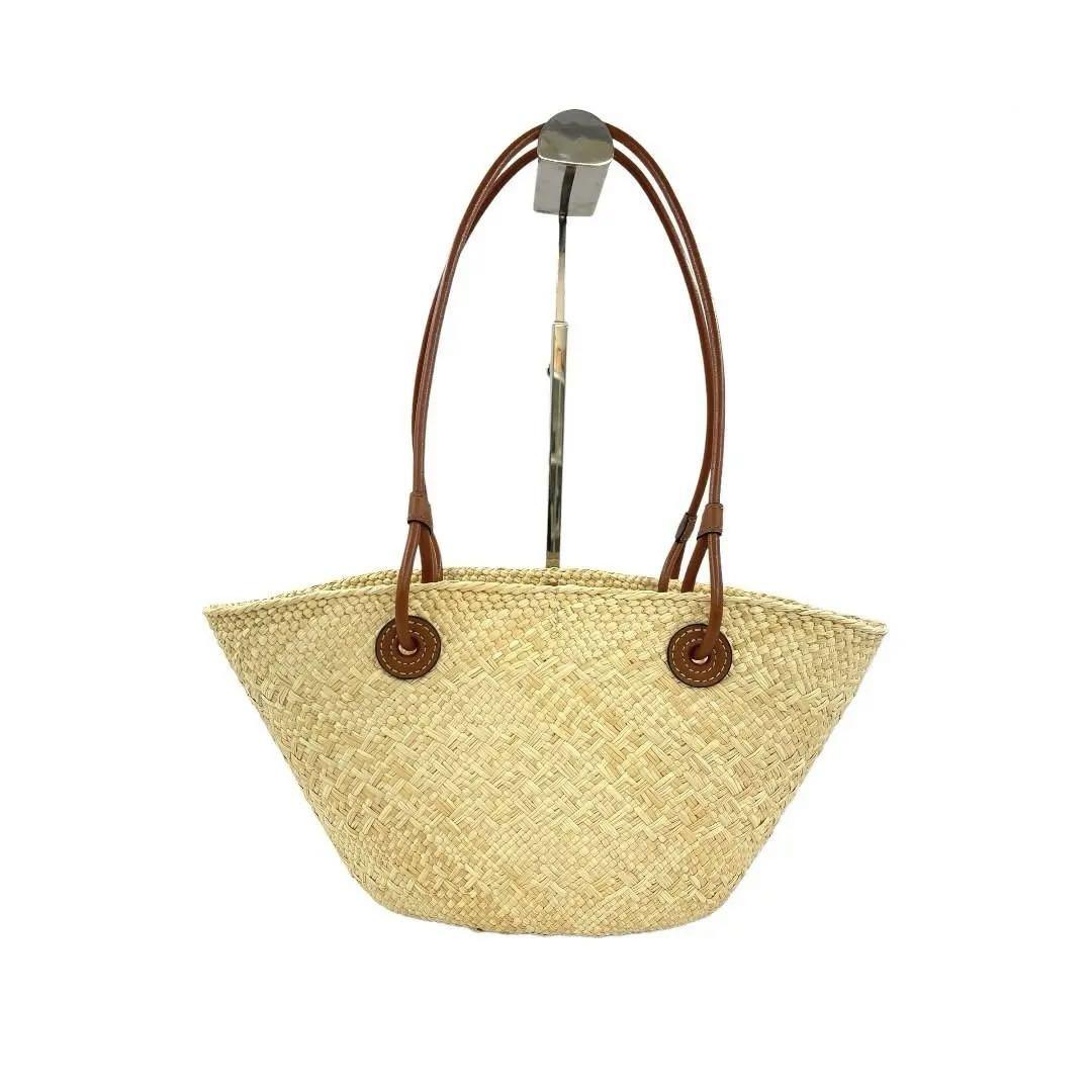 【未使用級】ロエベ　LOEWE　Baskets バスケットバッグ トートバッグ LOEWE 大人気 ロエベ loewe かごバッグ スクエア バスケット
