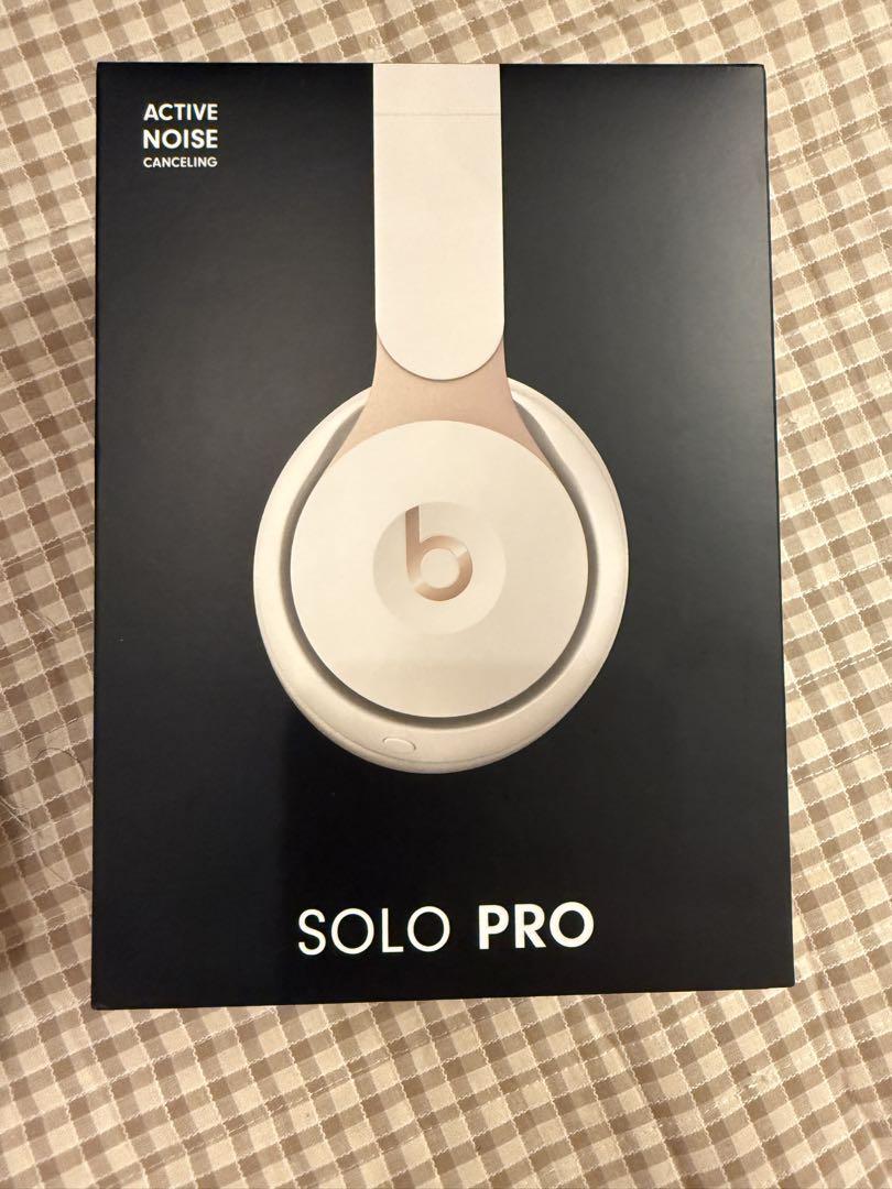 Beats SOLO PRO ワイヤレスノイズキャンセリングヘッドホン ホワイト Amazon.com: Beats Solo Pro Wireless Noise Cancelling On-Ear