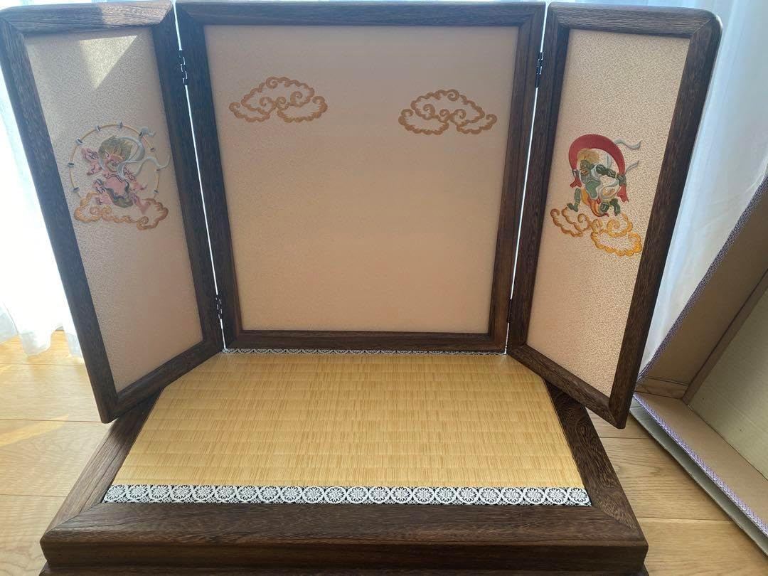 刺繍三つ折り焼桐屏風　飾台　セット　五月人形　子供の日 トップ セット 飾台 刺繍三つ折り焼桐屏風 五月人形 使 子供の日