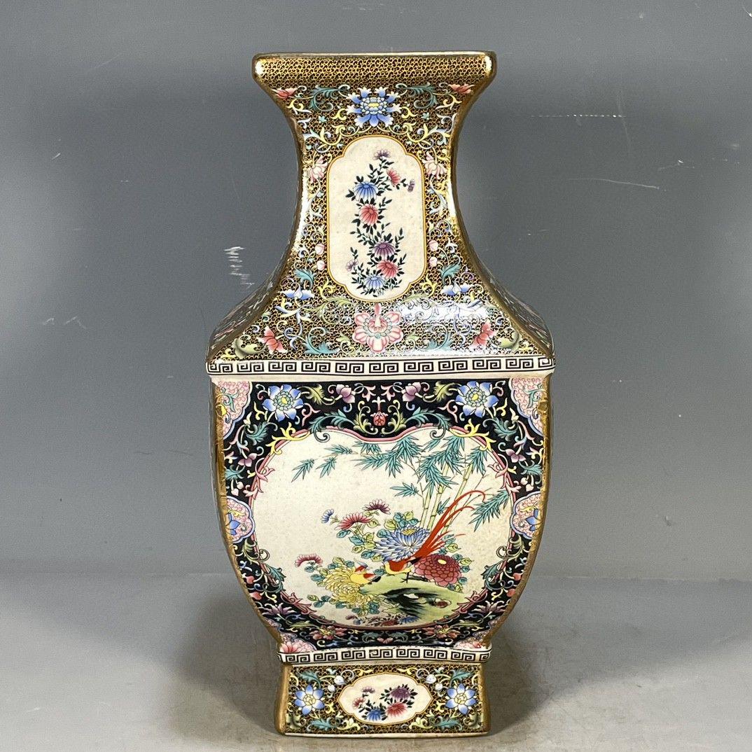 琺瑯彩花鳥四方瓶  陶磁器 装飾品 現代工芸品美術品 置物 琺瑯彩蒔花鳥六方花瓶 景徳鎮 陶磁器 装飾品 工芸品 置物