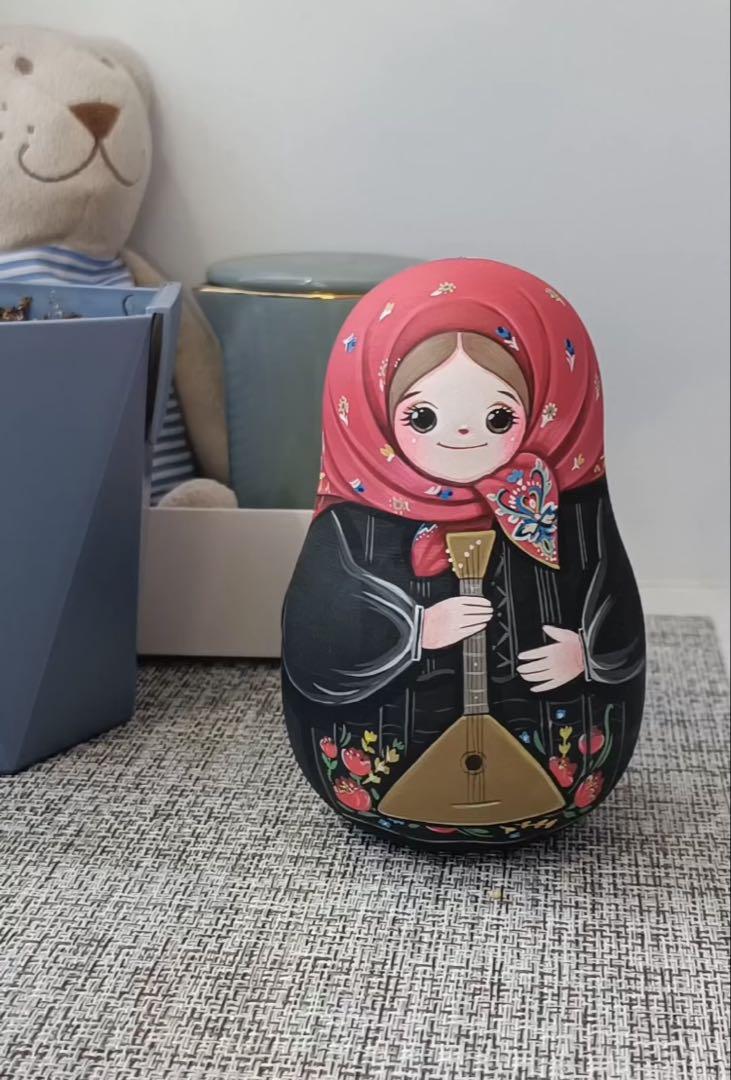 【まろママ】ロシア雑貨民俗衣装起き上がりこぼし『バラライカ』マトリョーシカ まろママ様専用】ロシア雑貨民俗衣装起き上がりこぼし