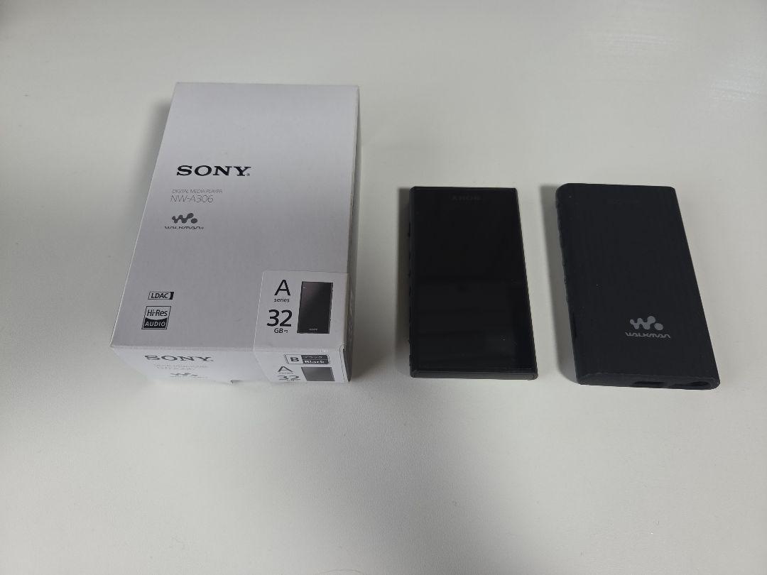 SONY NW-A306 32GB ブラック　純正シリコンケース（中古）付き Amazon.co.jp: 【NW-A306 ブラック と ソニー ウォークマン純正