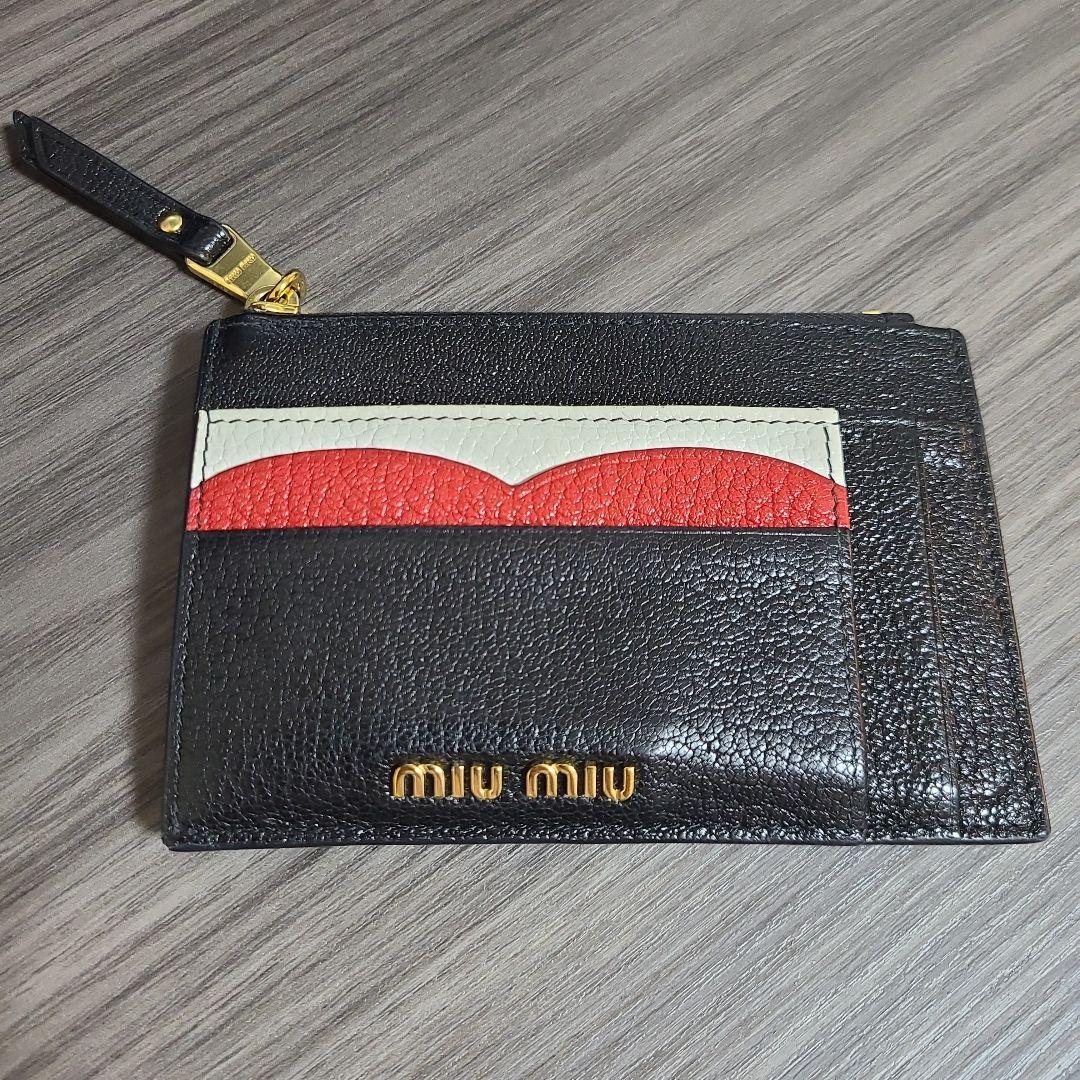 セール中【箱あり】miu miu カードケース ウォレット ハート セール中【箱あり】miu miu カードケース ウォレット ハート