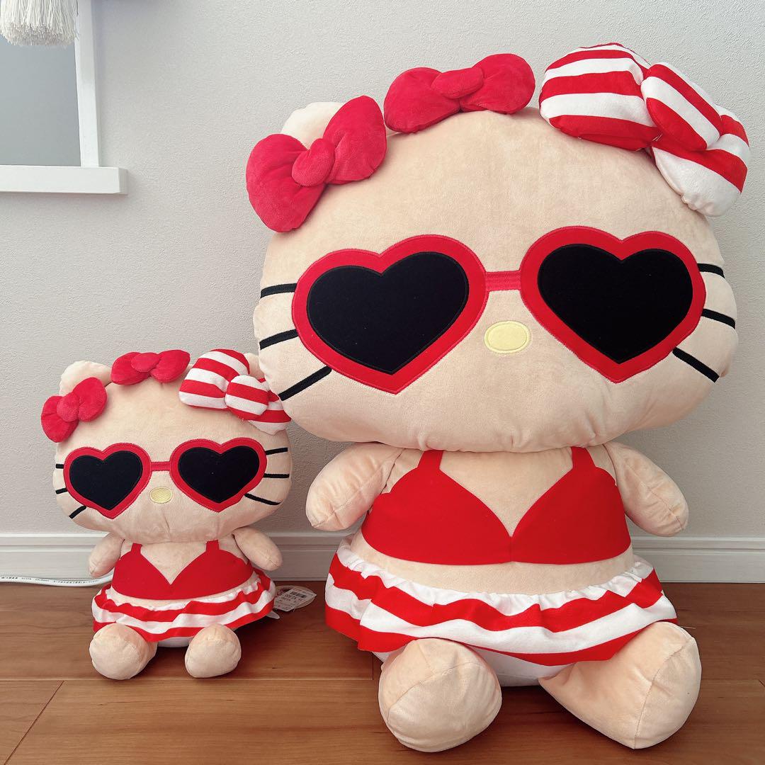 【新品】アベイル限定❗️日焼けキティ BIG 2点セット❤️即日発送 アベイル限定 日焼けキティ ぬいぐるみ クッション 2個セット