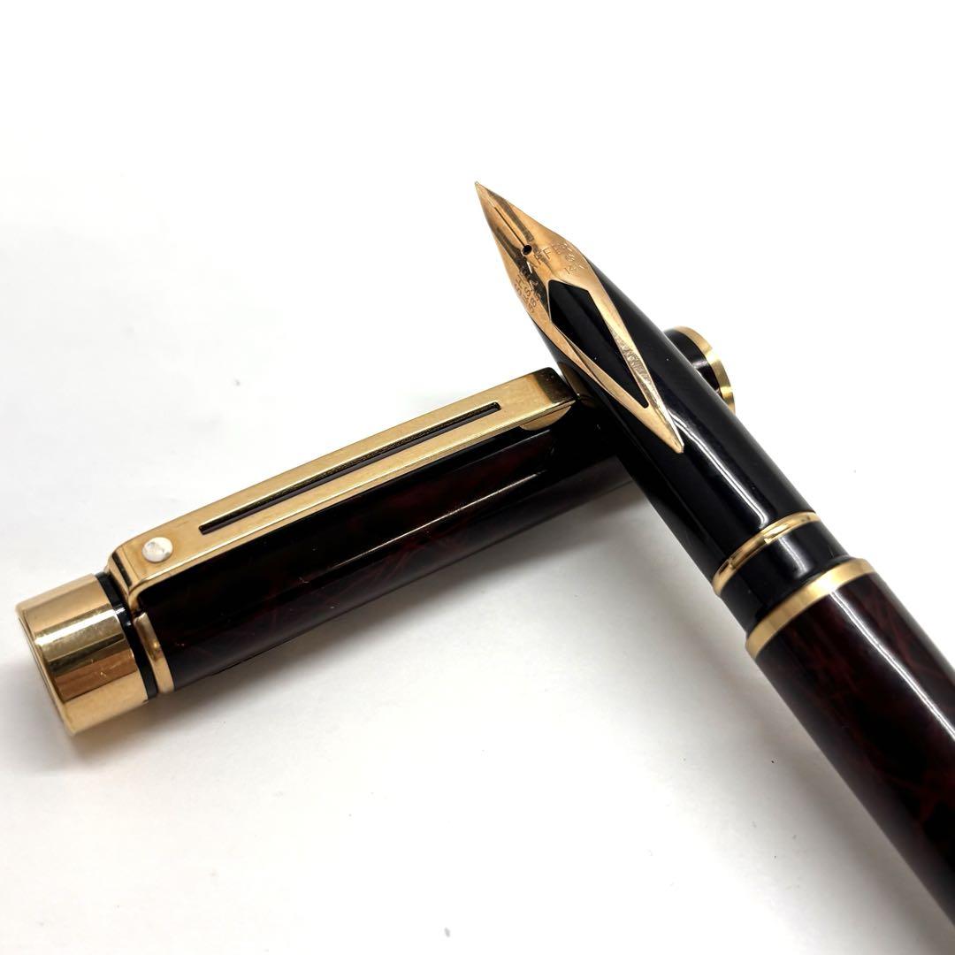 ①SHEAFFER 万年筆　１４ｋ　585　シェーファー　USA 赤系 ①SHEAFFER 万年筆 14k 585 シェーファー USA 赤系 （1円