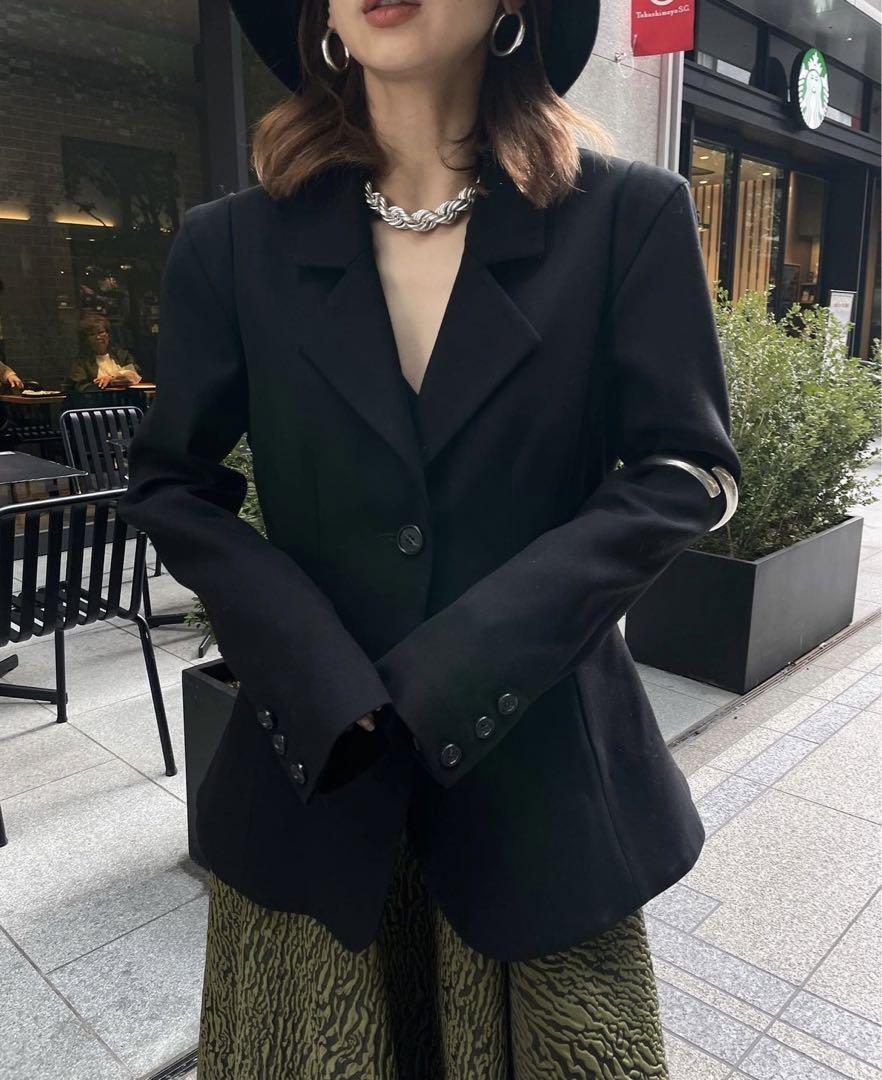 【AMERI】WAIST SHAPE FLARE JACKET M 9d53b192-a419-4ff6-9402-