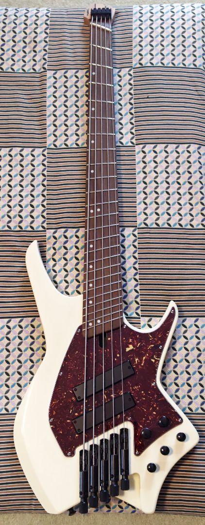 [中古]HEX Guitars NB505 Ivory 5弦ベース(キズあり) 中古]HEX Guitars NB505 Ivory 5弦ベース(キズあり)（2025年最新