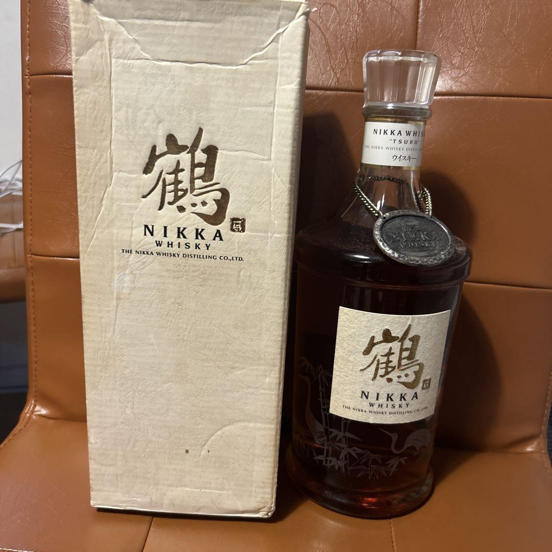 ニッカ　鶴　700ml 未開封　ウィスキー ニッカ ジャパニーズウィスキー 700ml 竹鶴 ピュアモルト 白