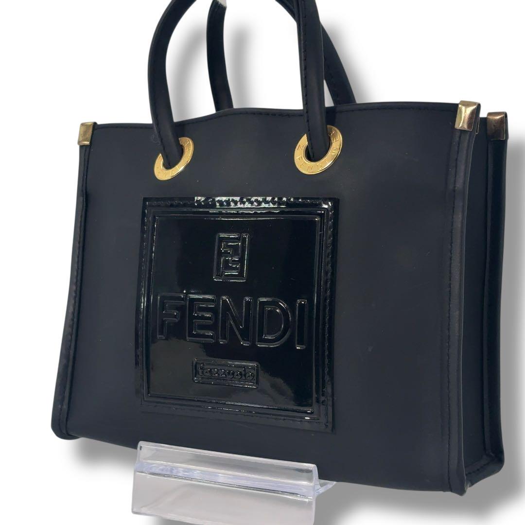 美品】FENDI フェンディミニハンドバッグ ポーチ ロゴ ラバー 黒