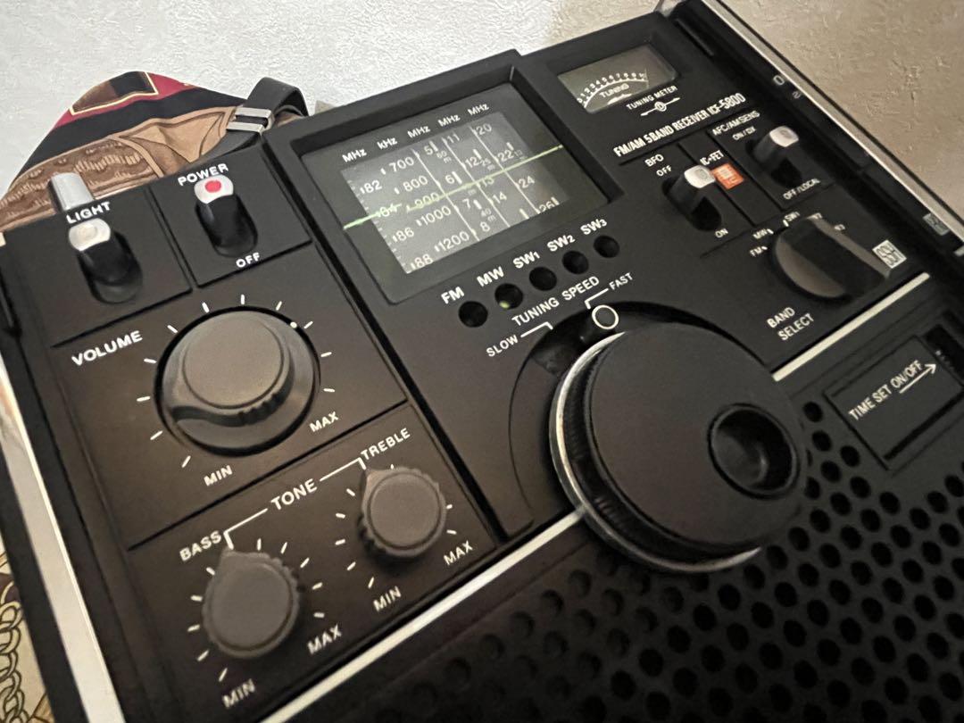 動作美品！●SONY　スカイセンサ－　ICF5800　●昭和のBCL傑作機！ 動作美品！○SONY スカイセンサ－ ICF5800 ○昭和のBCL傑作機