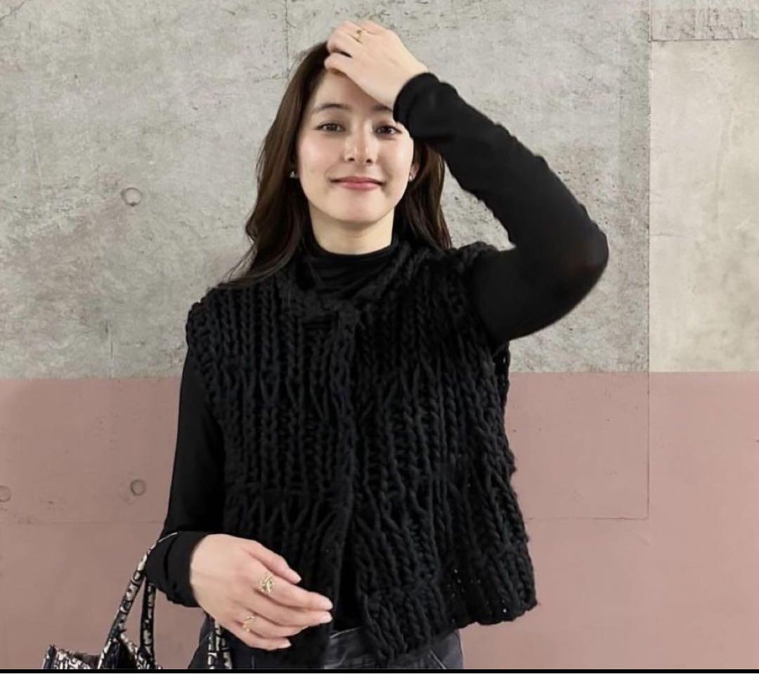 TODAYFUL - 新木優子さん着用　【todayful】Chunky Hand Knitvest 新品 新木優子さん着用TODAYFUL Chunky Hand Knitvest（TODAYFUL