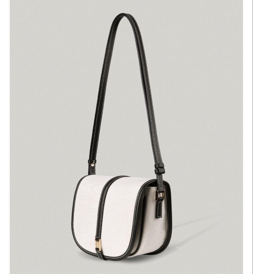 FOLNUA フォルニュア CLASSIC LOGO POCHE BAG（○FOLNUA