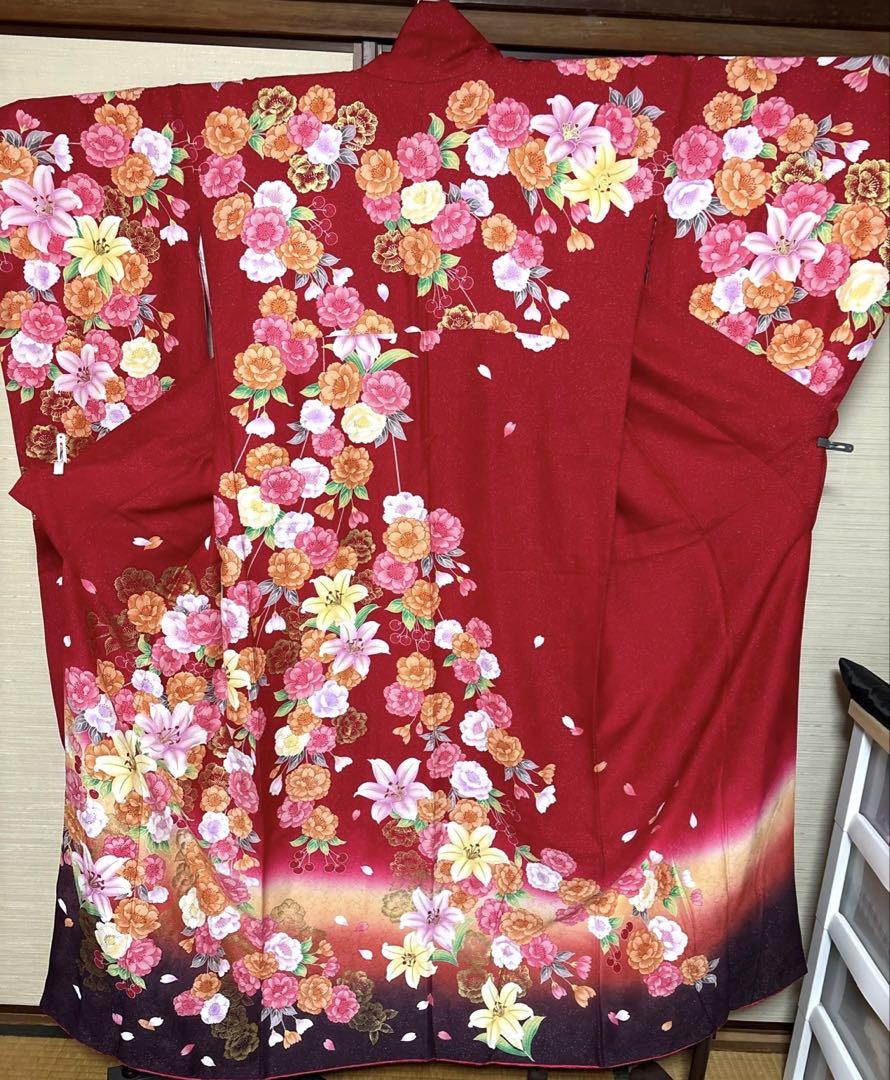 赤 薔薇 八重桜柄 振袖 身丈155 中古】 振袖 レディース フォーマル 正絹 裄丈68cm リサイクル
